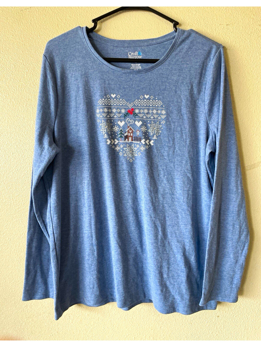 croft & barrow XL blue long sleeve scoop neck knit holiday heart rhinestone tee